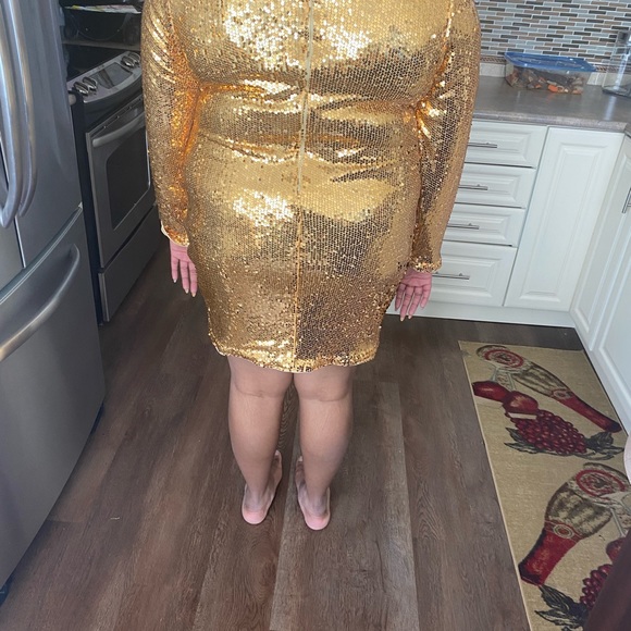 Neue sparkly dress - Picture 2 of 3